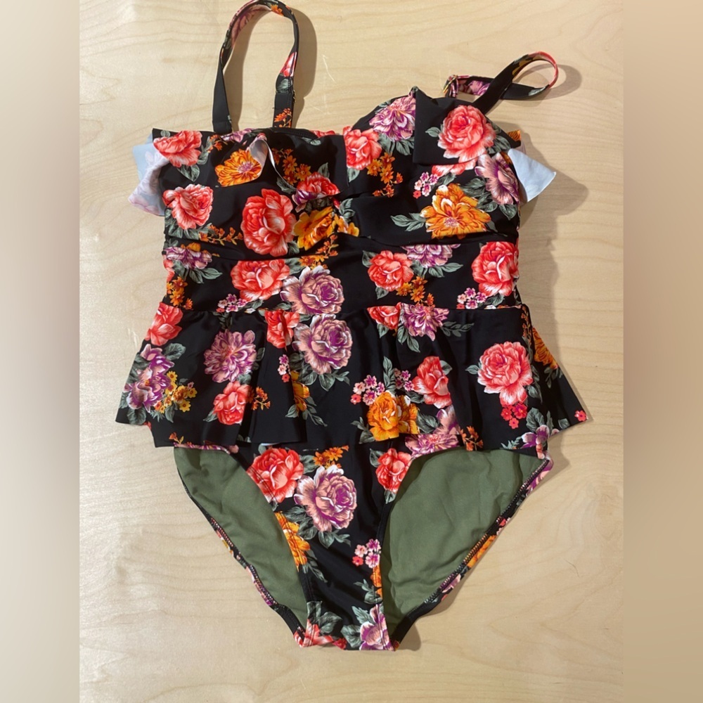 Terra & Sky One Piece Swimsuit 14W (BS)